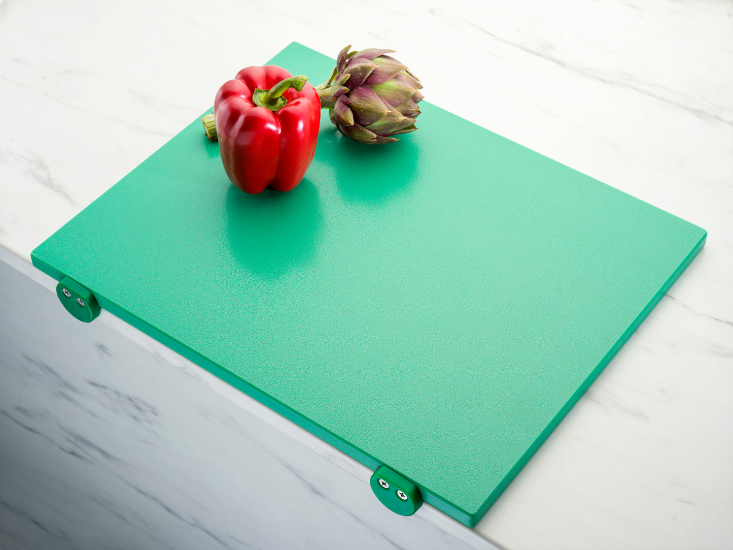 Tagliere in polietilene con fermi